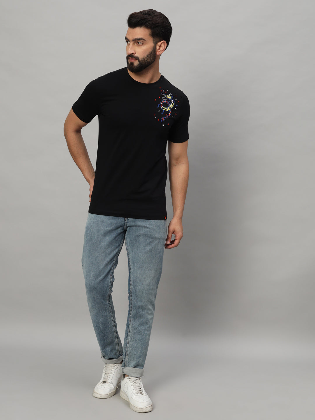 Dragon Embroidery T-SHIRT